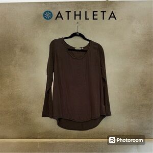 Athleta Recovery Top
